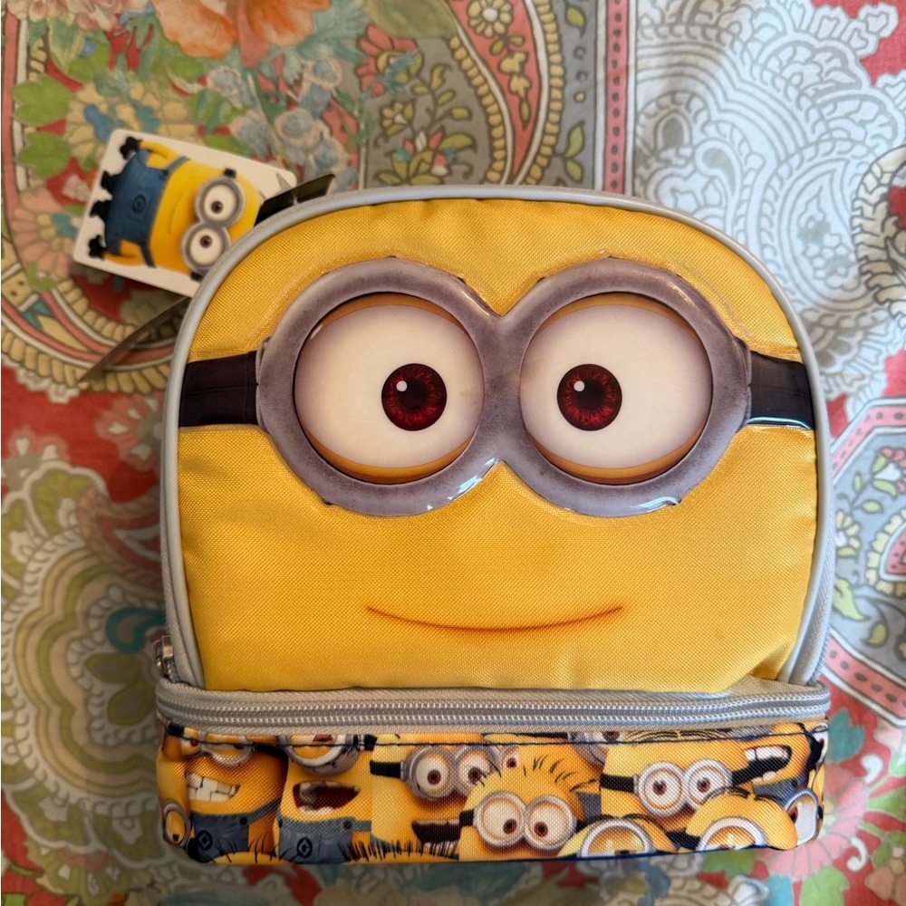 Minions Yellow Kids Lunch Bag Great for camp or school NWT